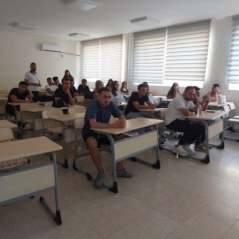 Pazarlama ve Reklamcılık Bölümü Öğrencilerine Oryantasyon Eğitimi